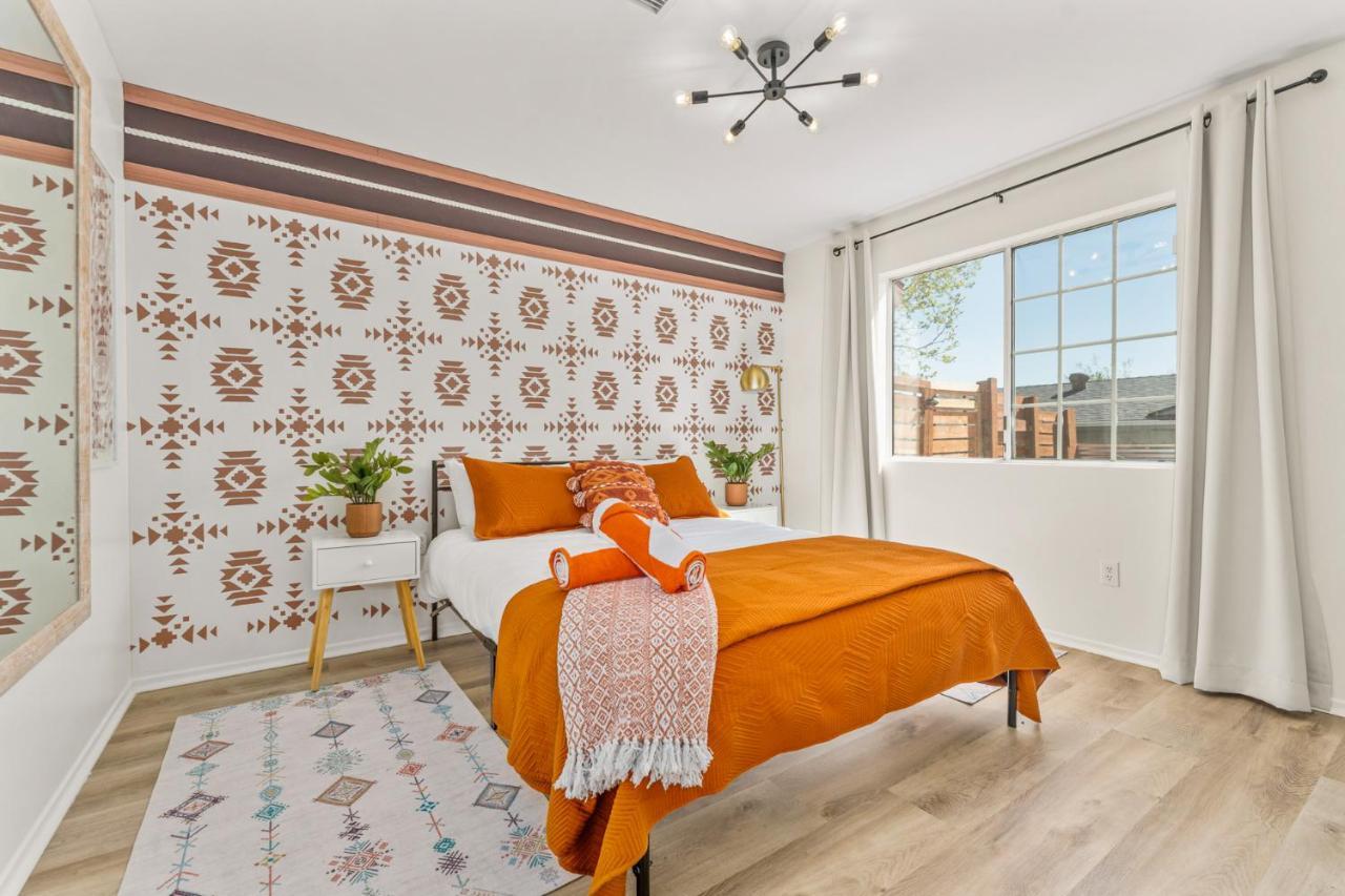 Villa Hot Tub, Games, King Bed, Fire Pit, Bbq Grill, Minutes From National Park And Views Joshua Tree Exterior foto